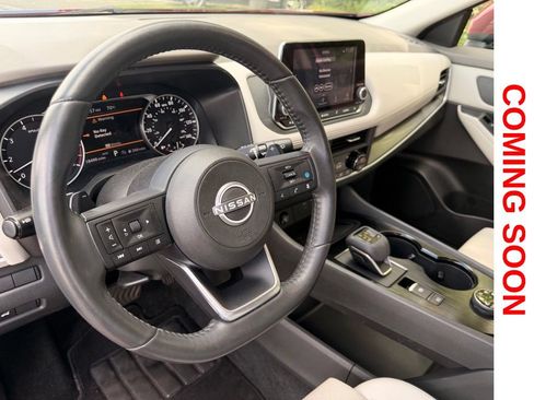 Used 2024 Nissan Rogue SV w/ SV Premium Package AWD/4WD image 14