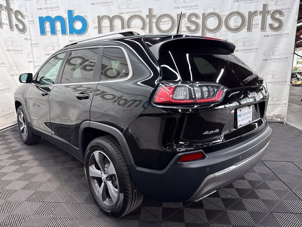 Used 2019 Jeep Cherokee Limited AWD/4WD image 4