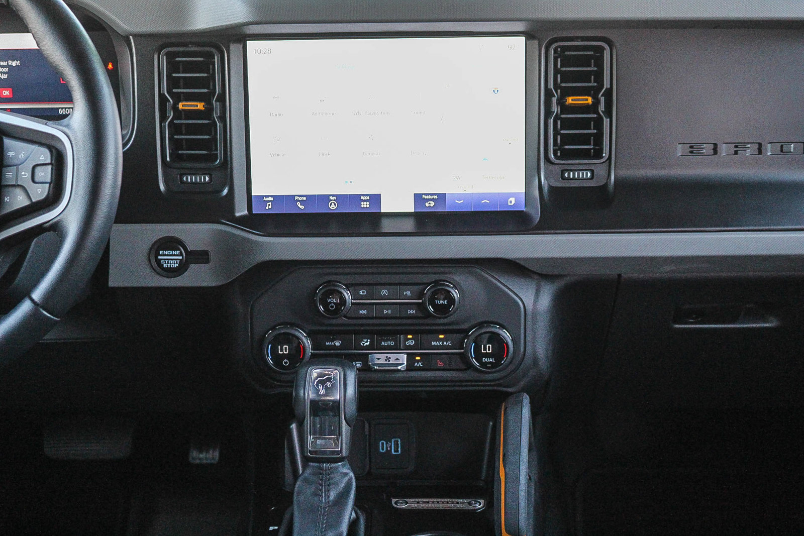 Certified 2023 Ford Bronco Badlands w/ Sasquatch Package AWD/4WD image 15