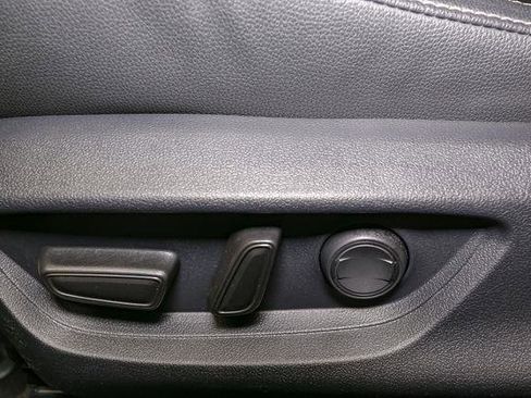 Used 2025 Toyota Camry XSE image 42