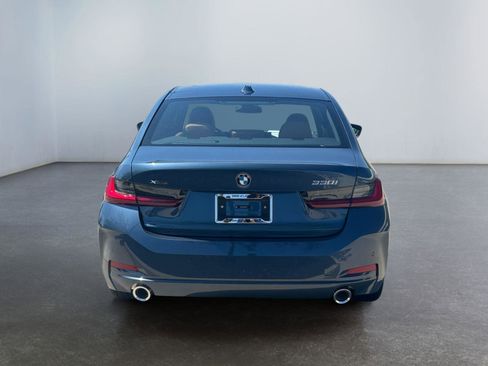Used 2025 BMW 330i xDrive 330i xDrive w/ Premium Package image 4