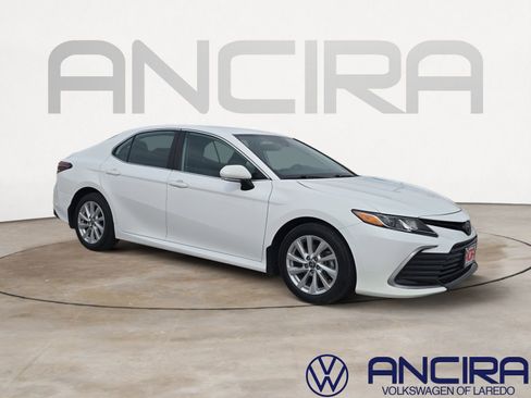 Used 2023 Toyota Camry LE image 1