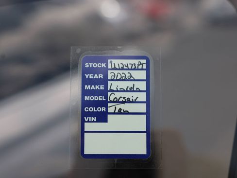 Used 2022 Lincoln Corsair AWD w/ Premium Package image 37