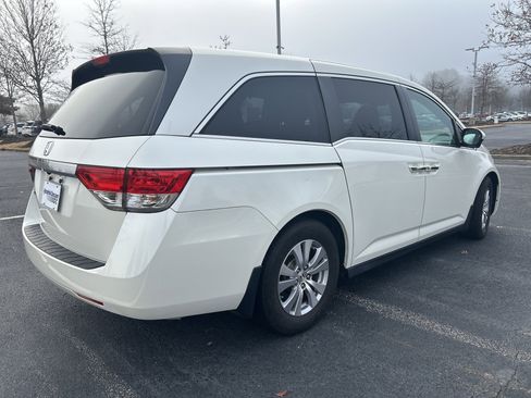Used 2016 Honda Odyssey EX-L image 9
