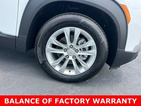Used 2023 Chevrolet TrailBlazer LS w/ LPO, Blackout Package FWD image 8