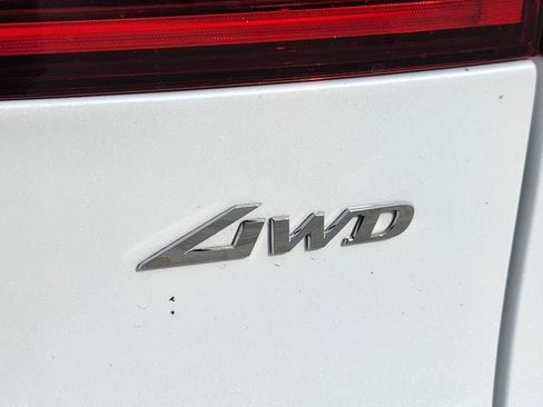 Used 2026 Genesis GV70 2.5T Select AWD/4WD image 8
