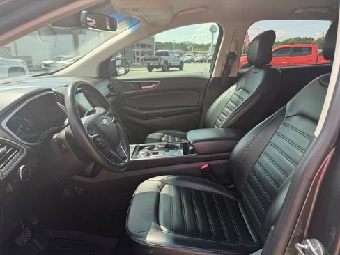 Used 2019 Ford Edge SEL w/ Equipment Group 201A FWD image 15