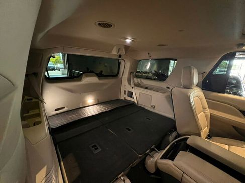 Used 2019 Lincoln Navigator Reserve AWD/4WD image 29