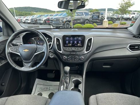 Used 2022 Chevrolet Equinox LT AWD/4WD image 16