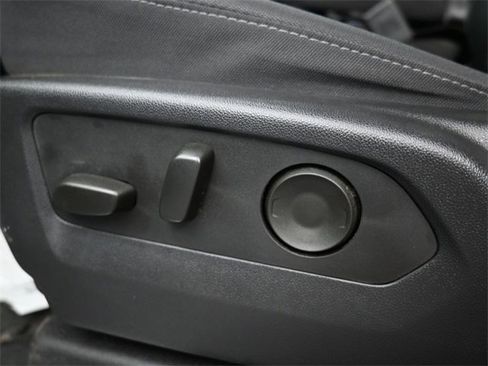 Used 2023 Chevrolet Silverado 1500 RST w/ Z71 Off-Road Package image 15