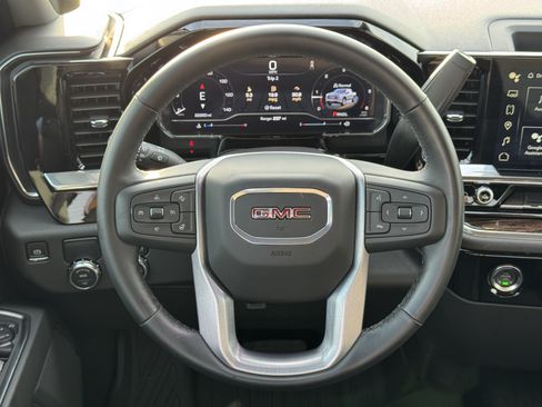 Used 2024 GMC Sierra 1500 Elevation RWD image 5