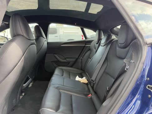 Used 2021 Tesla Model S Long Range image 17
