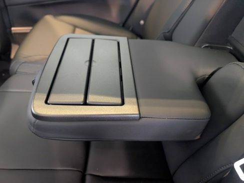 New 2025 Volvo EX90 Plus image 22