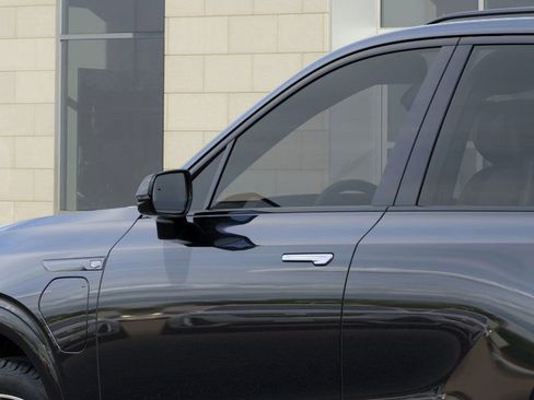 New 2026 Cadillac Vistiq Sport w/ LPO, Floor Liner Package image 12