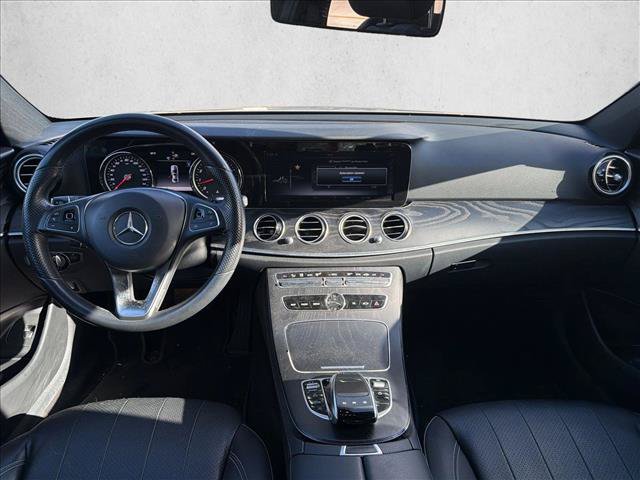 Certified 2018 Mercedes-Benz E 400 4MATIC Sedan image 11