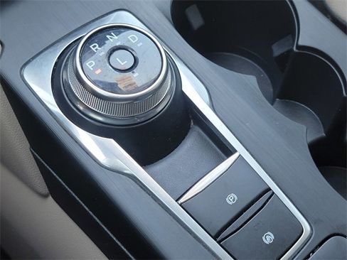 Used 2022 Ford Escape SEL w/ Technology Package image 27