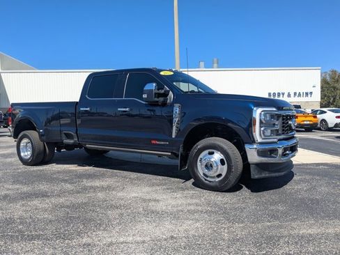 Used 2024 Ford F350 Lariat w/ Lariat Ultimate Package image 3