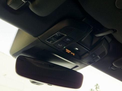 Used 2022 Porsche 911 Targa 4 GTS image 29