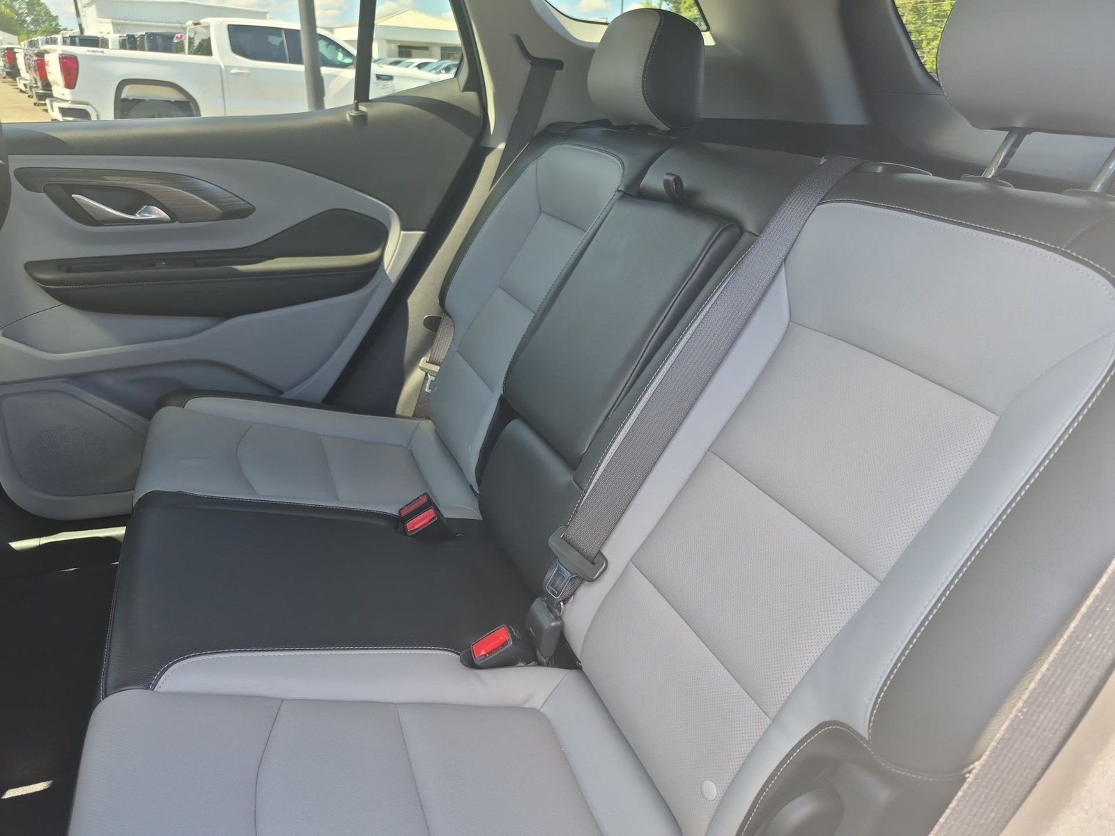 Certified 2024 GMC Terrain SLT AWD/4WD image 23