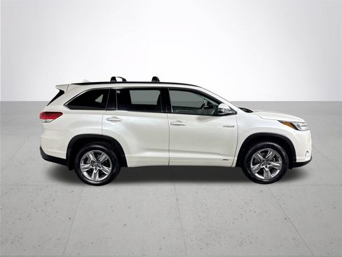 Used 2019 Toyota Highlander Limited AWD/4WD image 5