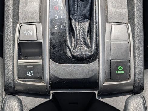 Used 2021 Honda Civic Sport image 28