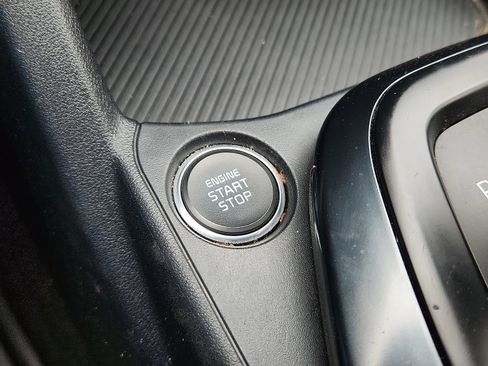 Used 2025 Kia K4 FWD image 19