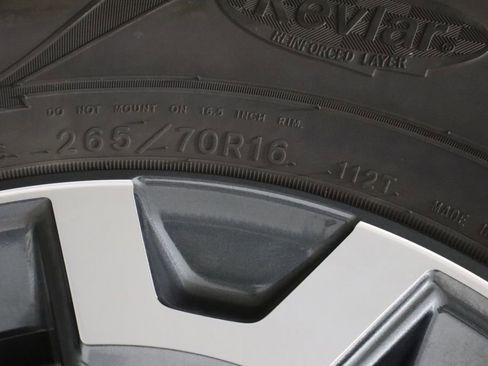 Used 2021 Toyota Tacoma TRD Off-Road image 43