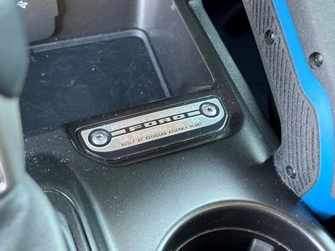 Used 2023 Ford Bronco Outer Banks image 21