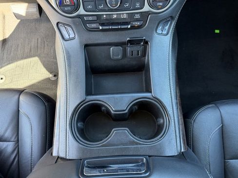 Used 2019 Chevrolet Tahoe LT image 19