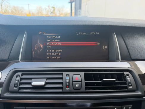 Used 2016 BMW 528i Sedan image 32