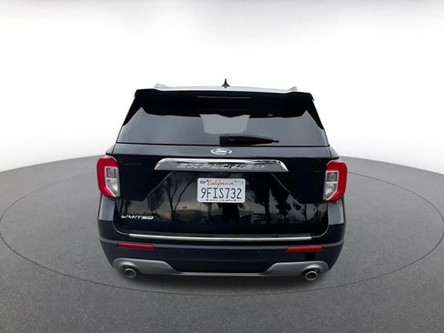 Used 2023 Ford Explorer Limited image 12