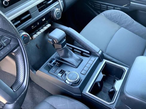Used 2024 Toyota Tacoma SR5 AWD/4WD image 15