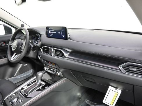 New 2025 MAZDA CX-5 Carbon Edition image 15