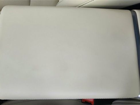 Used 2023 Tesla Model S Standard Range image 49