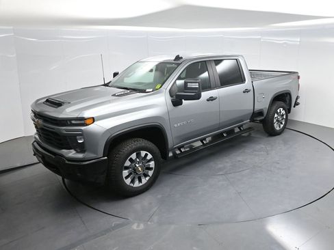 Used 2025 Chevrolet Silverado 2500 Custom w/ Custom Convenience Package AWD/4WD image 54