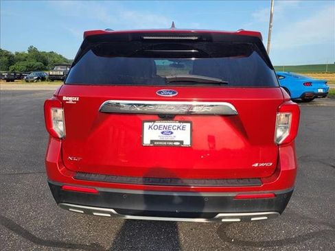 Certified 2023 Ford Explorer XLT w/ Equipment Group 202A AWD/4WD image 6