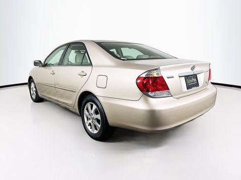 Used 2006 Toyota Camry XLE FWD image 5