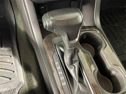 Used 2016 GMC Canyon SLT w/ Driver Alert Package image 9