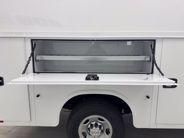 New 2026 Chevrolet Express 3500 w/ Power Convenience Package RWD image 31