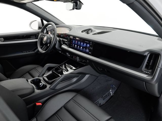 Certified 2026 Porsche Cayenne Coupe AWD/4WD image 20