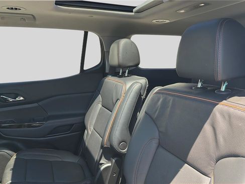 Used 2020 GMC Acadia AT4 w/ Driver Alert Package II AWD/4WD image 18