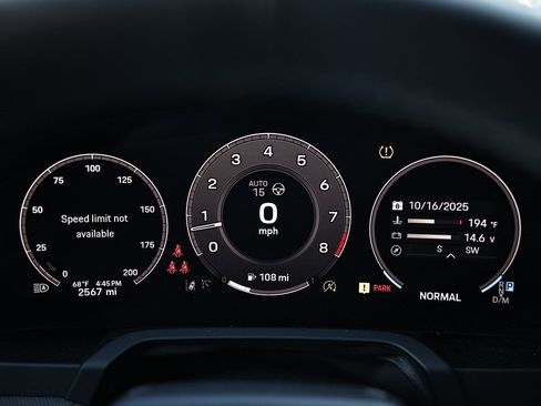 Certified 2025 Porsche 911 Carrera image 36