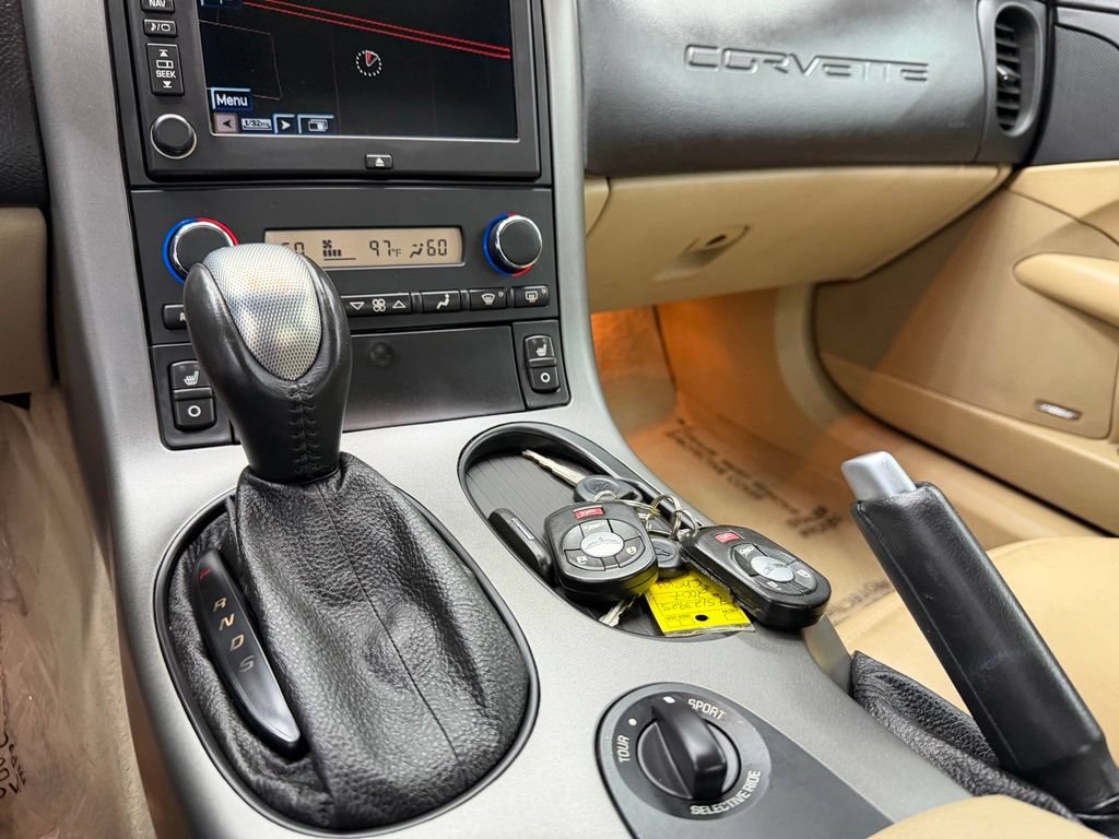 Used 2007 Chevrolet Corvette Coupe w/ Preferred Equipment Group RWD image 26
