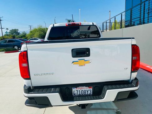 Used 2016 Chevrolet Colorado LT w/ LT Convenience Package AWD/4WD image 8