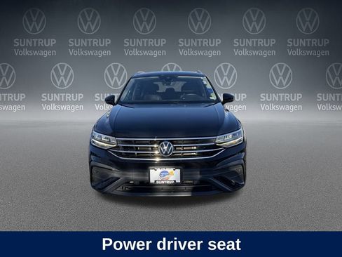 Used 2023 Volkswagen Tiguan SE image 10