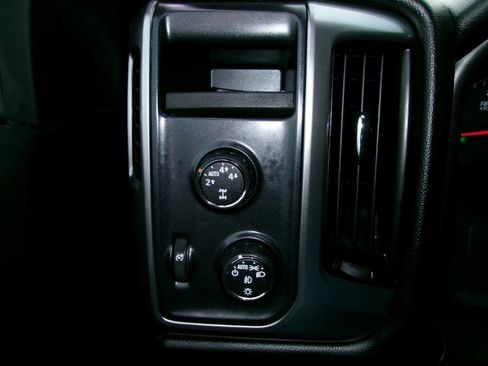 Used 2016 Chevrolet Silverado 1500 LT w/ Texas Edition image 15