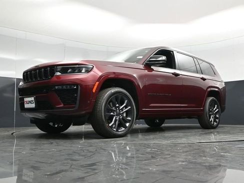New 2026 Jeep Grand Cherokee L Limited AWD/4WD image 61