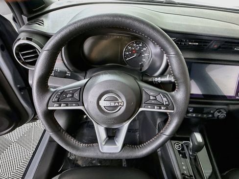 Certified 2023 Nissan Kicks SR w/ SR Premium Package FWD image 19