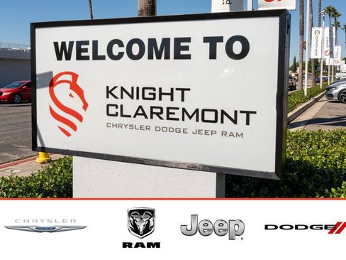 Used 2023 Jeep Wrangler Unlimited Sahara w/ Cold Weather Group image 9