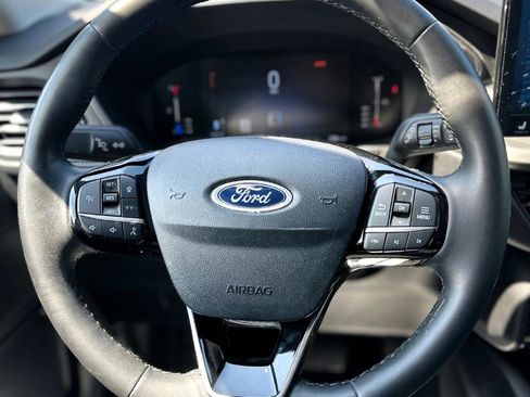 Used 2024 Ford Escape Active w/ Tech Pack #1 AWD/4WD image 14